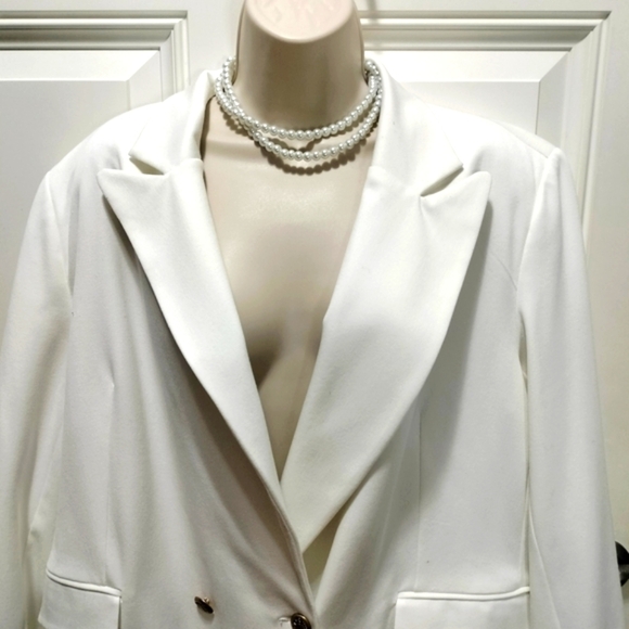 Joanna Hope White Blazer - Picture 4 of 9
